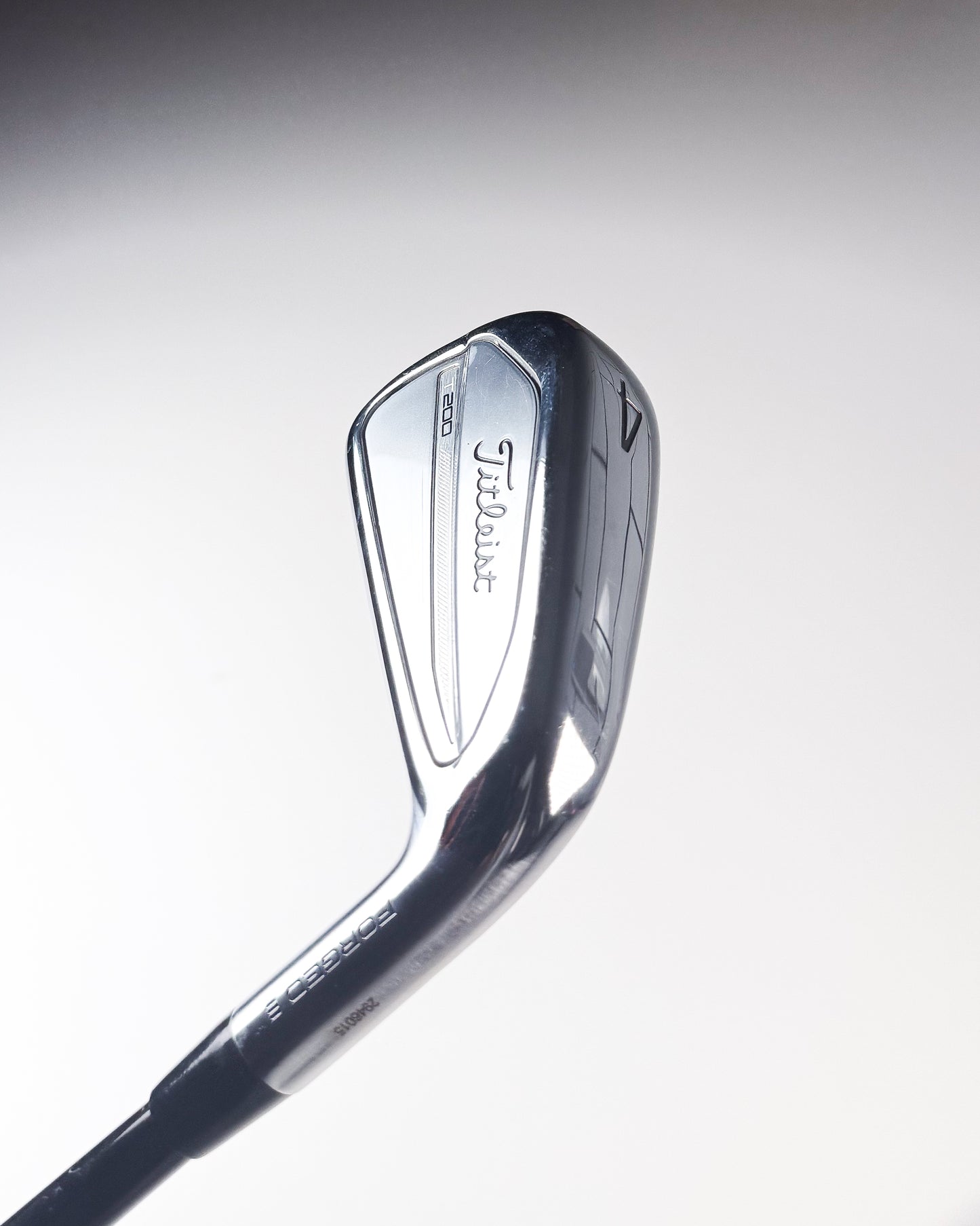 Pre-owned Titleist T200 Utility 2023 4 Hybrid 22° RH Stiff
