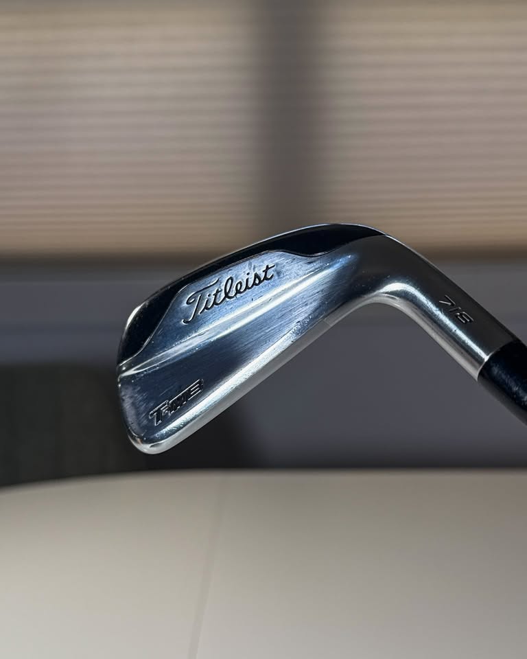 Titleist 718 T-MB 4 Iron (Tour AD 85 “Creamsicle” Shaft)