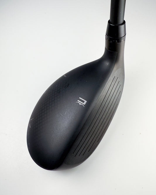 Pre-gamed Cobra King Tec 3-Hybrid - RH Stiff