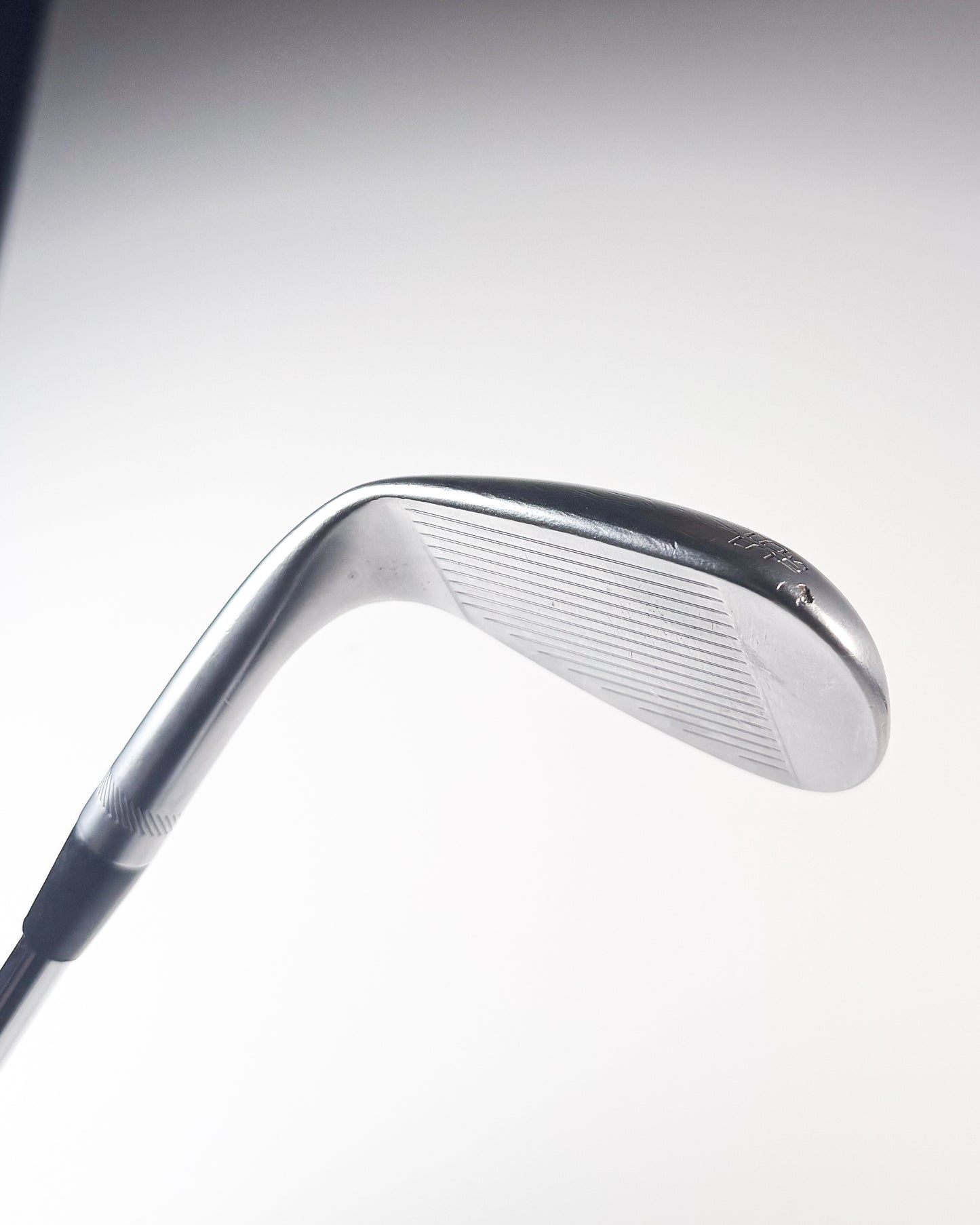 Pre-owned Titleist Vokey SM9 Tour Chrome S-Grind Sand Wedge 56° RH