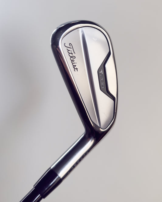 Pre-owned Titleist T200 3 Iron Utility Build
