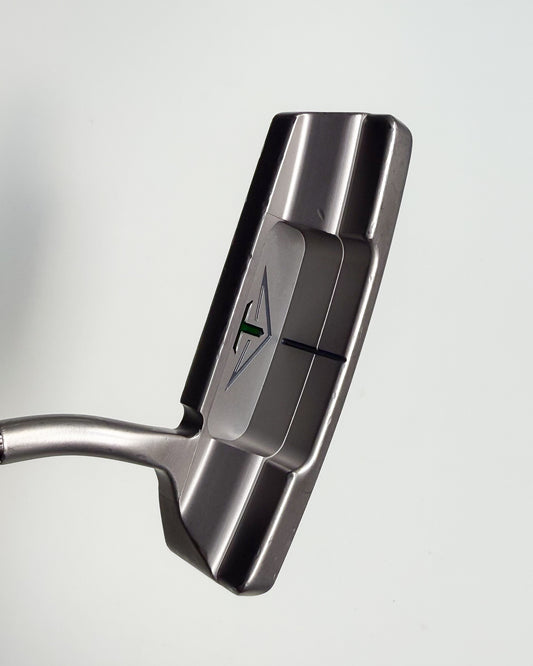 Pre-owned Toulon Design Garage San Diego Putter 33 in. RH