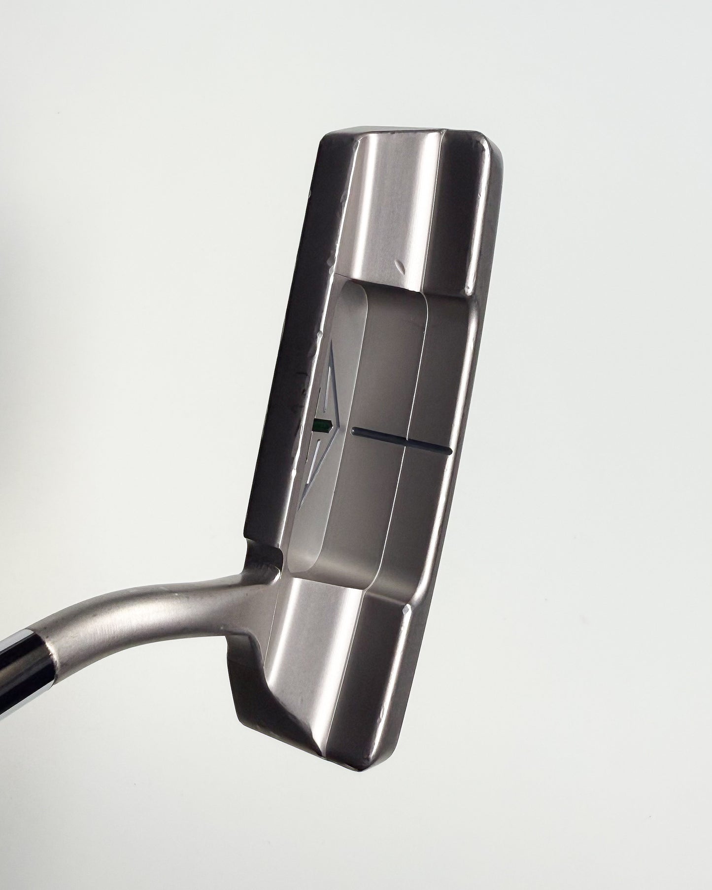 Pre-owned Toulon Design Garage San Diego Putter 33 in. RH